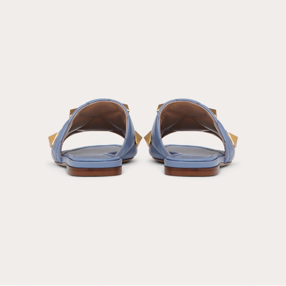 Valentino Garavani ROMAN STUD FLAT SLIDE SANDAL IN QUILTED NAPPA - Picture 3 of 12
